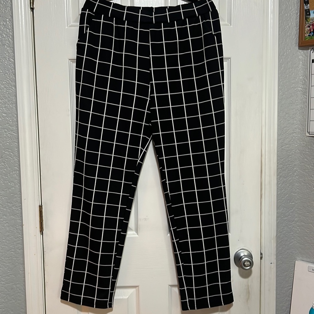 Women’s grid print work pant